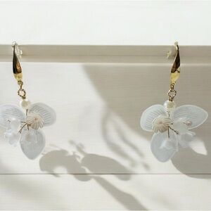 Chic Gold and White Orchid Earrings